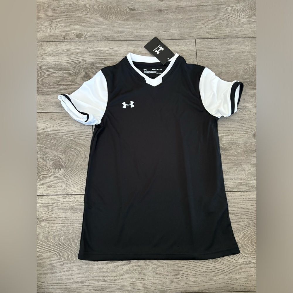 Under armour boys máquina 2.0 jersey